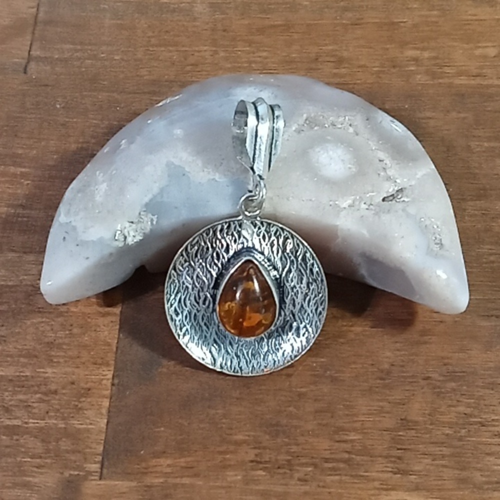 Amber Pendant